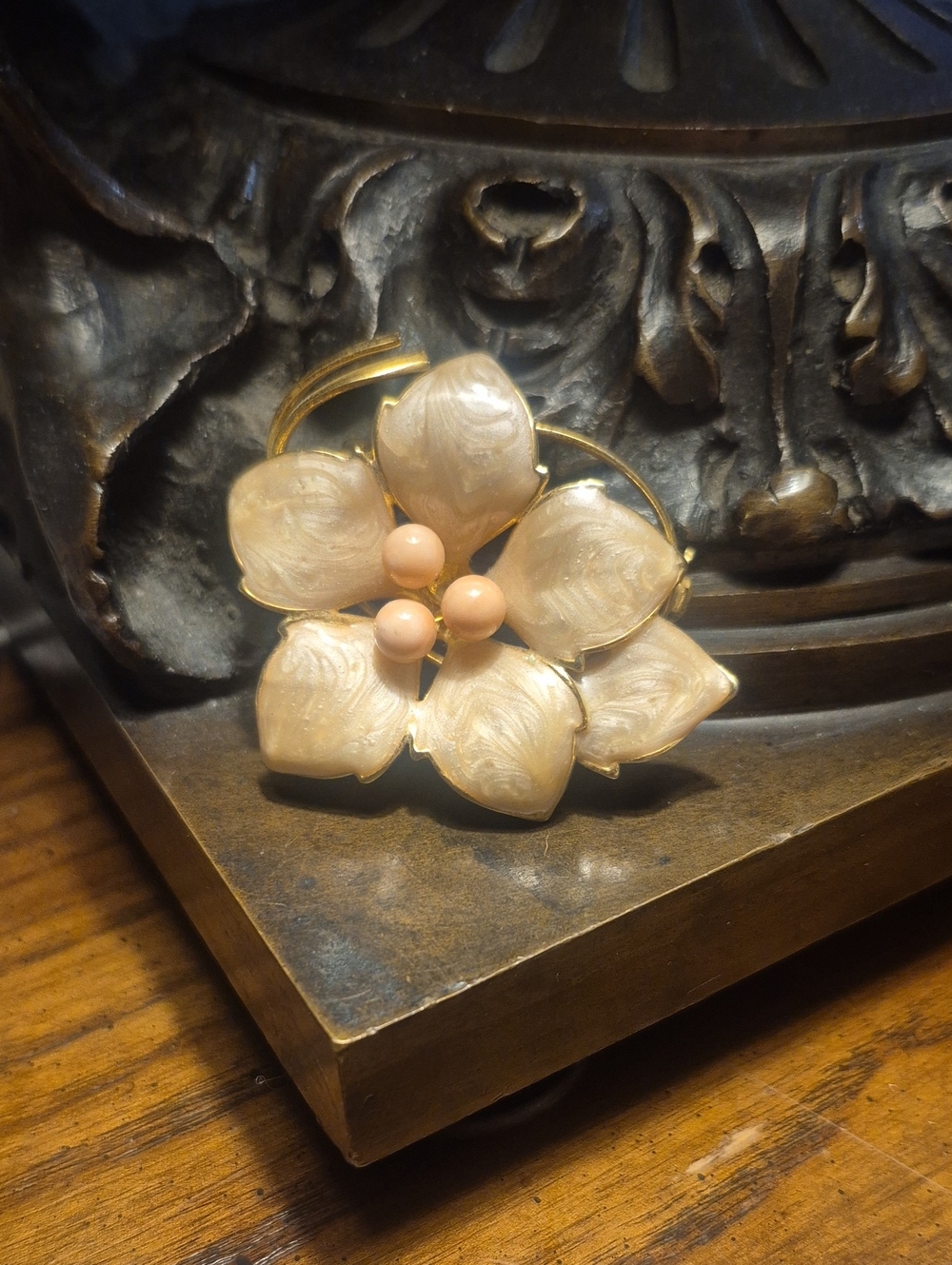 Vintage Cream Peach Floral Flower Brooch